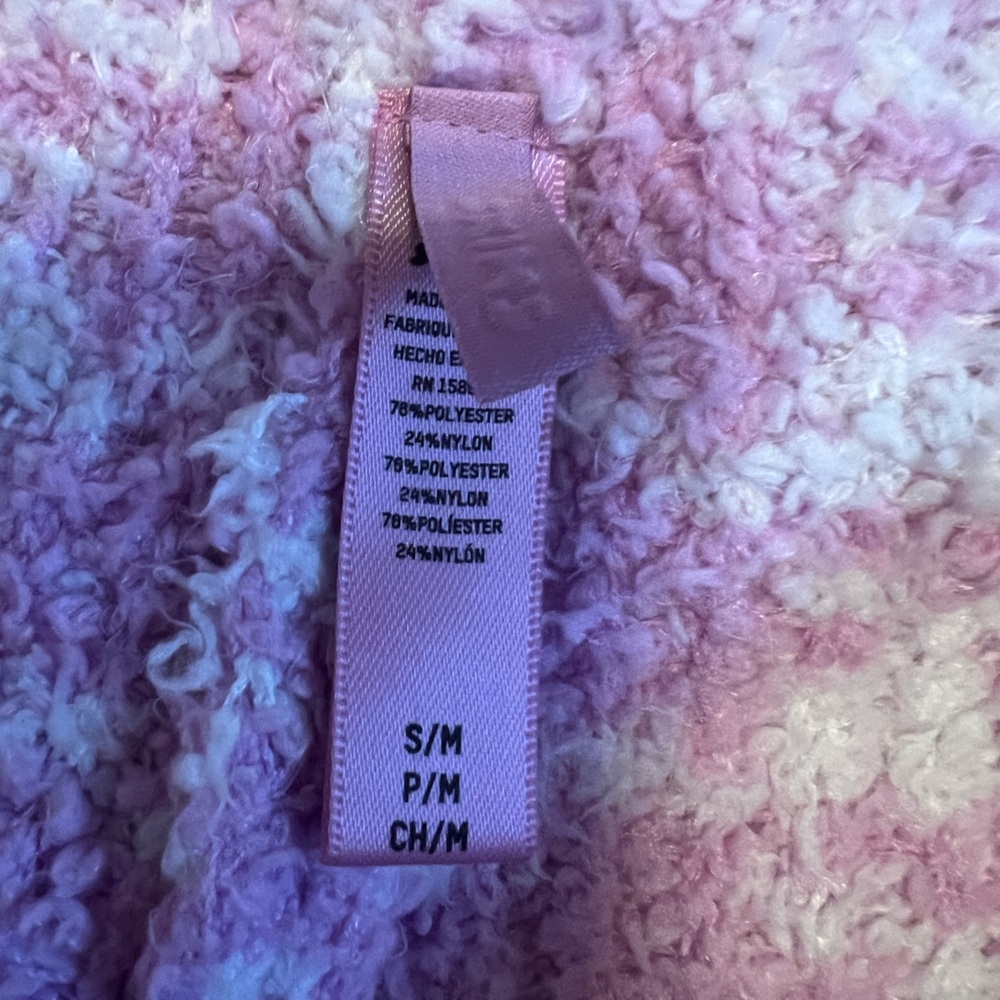 SKIMS Pink and White Pajama Set - Picture 13 of 15